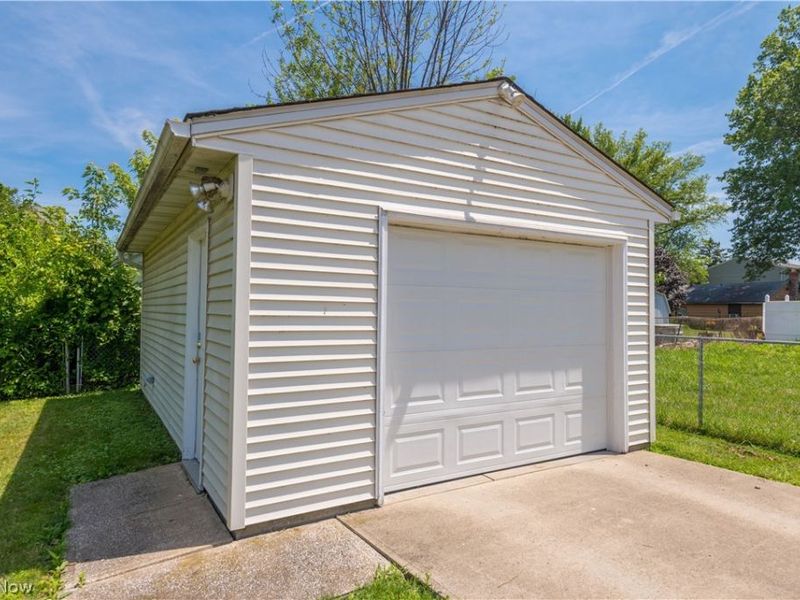 1613 Lakeview Avenue, Lorain, OH 44053 Photo 23