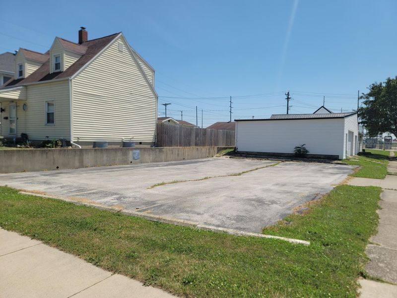 130 W Logan Street, Celina, OH 45822 Photo 1