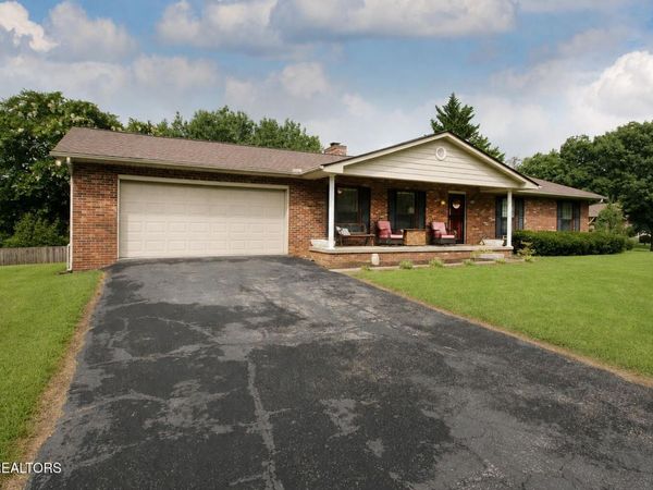 6613 Hummer Lane, Knoxville, TN 37912