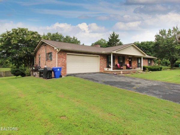 6613 Hummer Lane, Knoxville, TN 37912