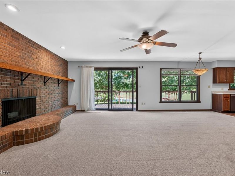 12757 Chamberlain Road, Aurora, OH 44202 Photo 3