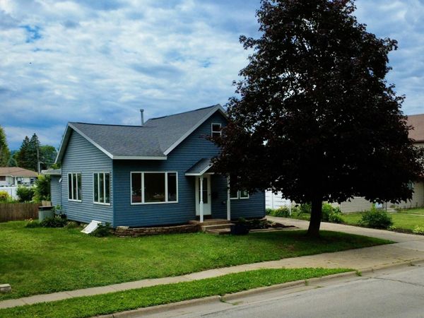293 Orrin Street, Winona, MN 55987