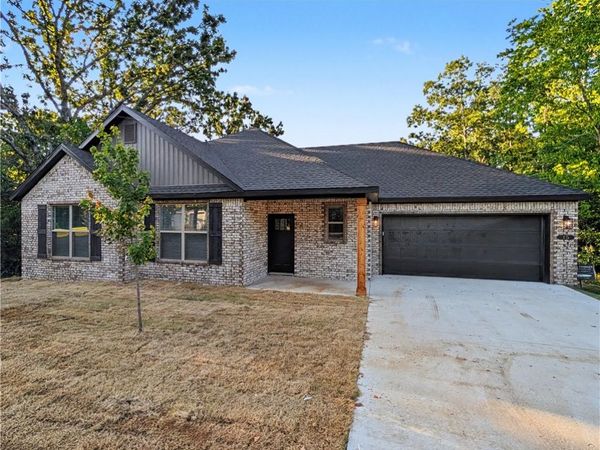 15 Salen Lane , Bella Vista, AR 72715