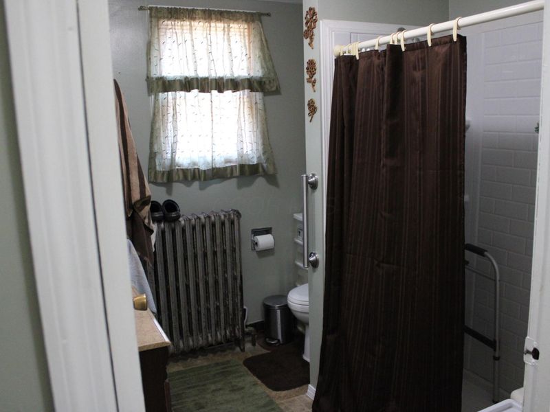 1415 Jewett Drive , Zanesville, OH 43701 Photo 3