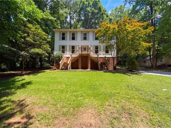 330 Benjamin Circle , Fayetteville, GA 30214