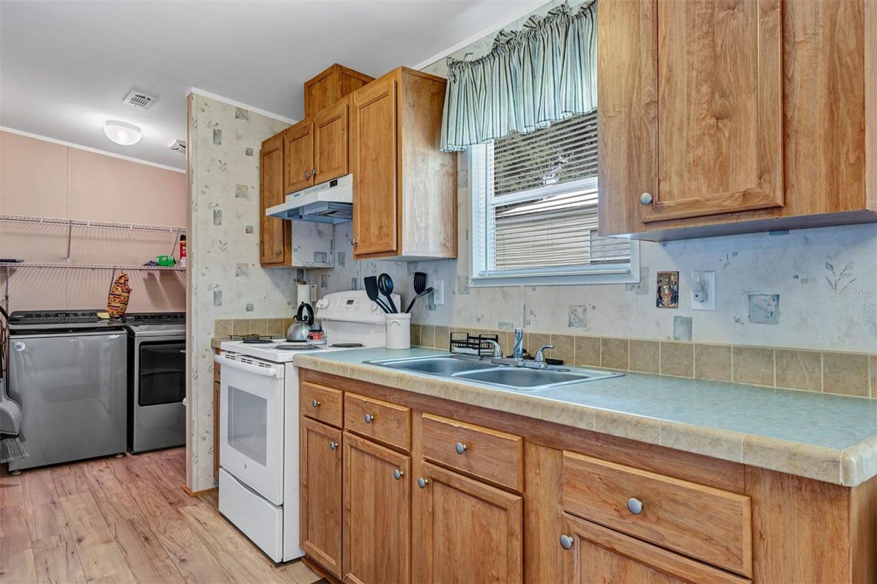 2756 NE 34th Road , Coleman, FL 33521 Photo