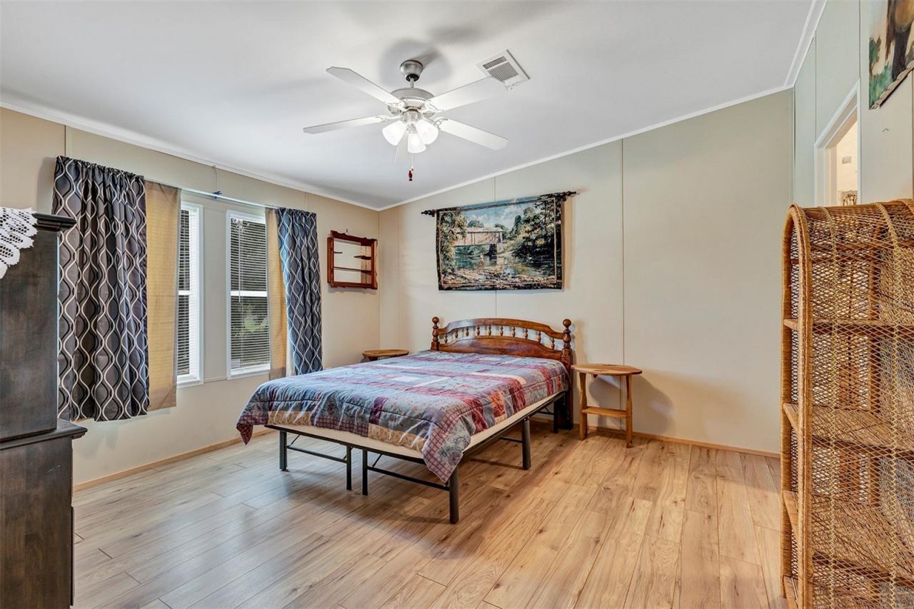 2756 NE 34th Road , Coleman, FL 33521 Photo