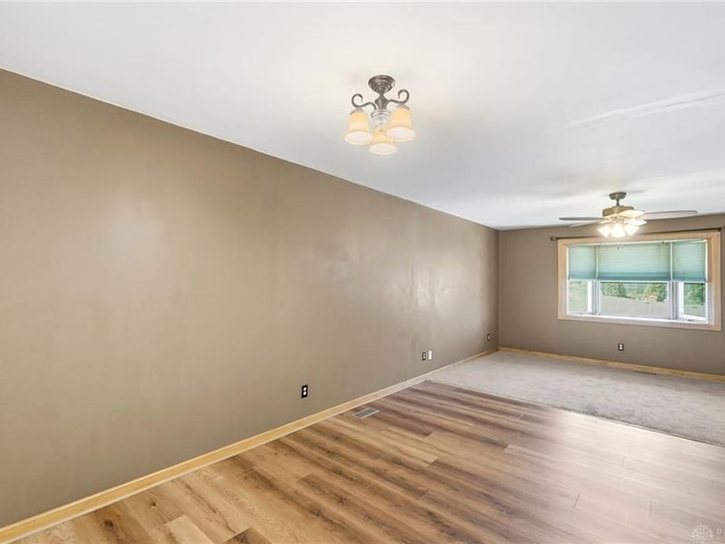 187 Golfwood Drive, West Carrollton, OH 45449 Photo 10