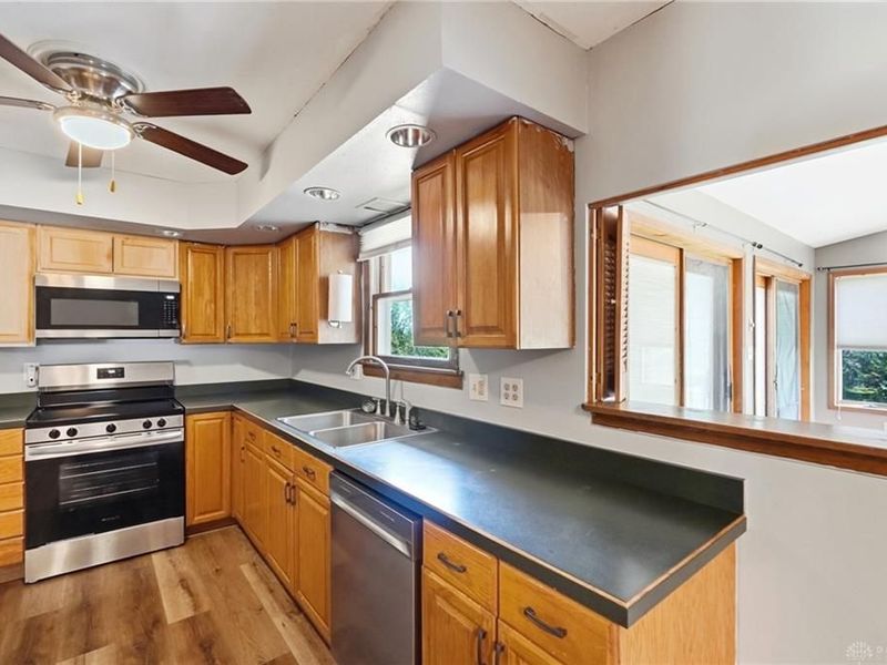 187 Golfwood Drive, West Carrollton, OH 45449 Photo 20