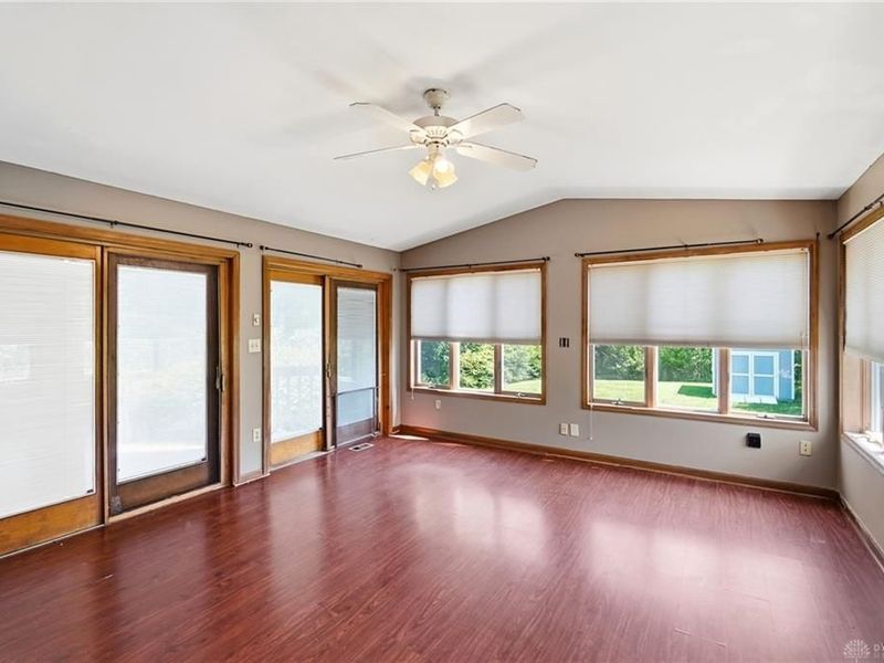 187 Golfwood Drive, West Carrollton, OH 45449 Photo 22