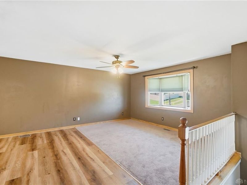 187 Golfwood Drive, West Carrollton, OH 45449 Photo 7