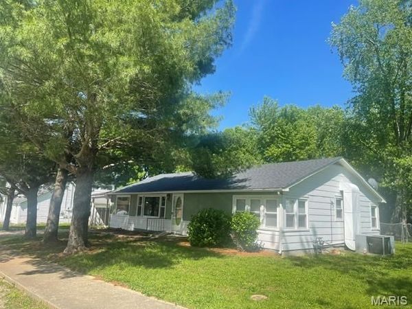 205 Southwood Avenue , Fredericktown, MO 63645