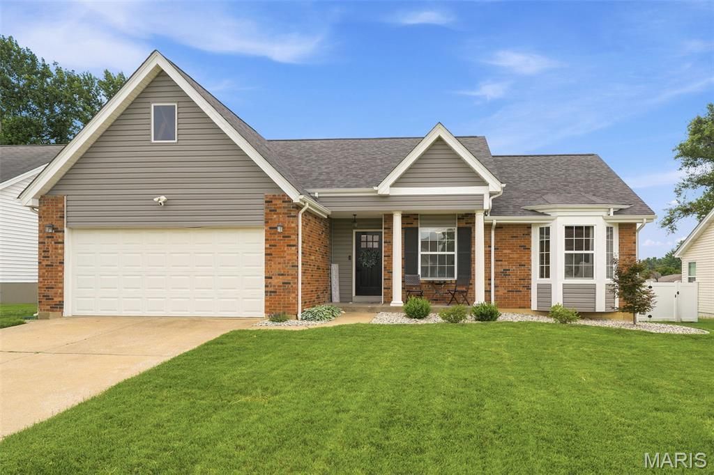 348 Misty Valley Drive, Saint Peters, MO 63376 Main Photo
