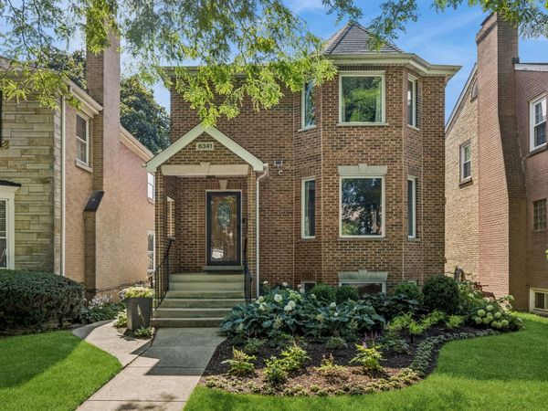6341 N Le Mai Avenue , Chicago, IL 60646