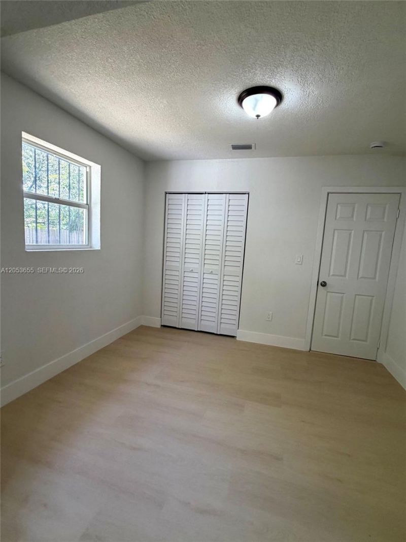 4810 NW 11th Pl, Lauderhill, FL 33313 Photo