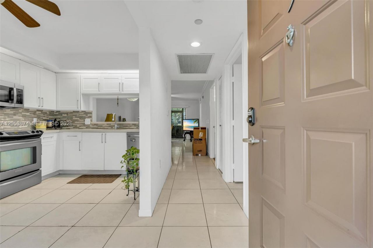 12651 SW 16th Ct , Unit 105B, Pembroke Pines, FL 33027 Photo
