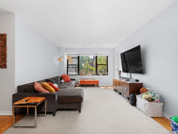 325 Main Street, Unit 4C, White Plains, NY 10601