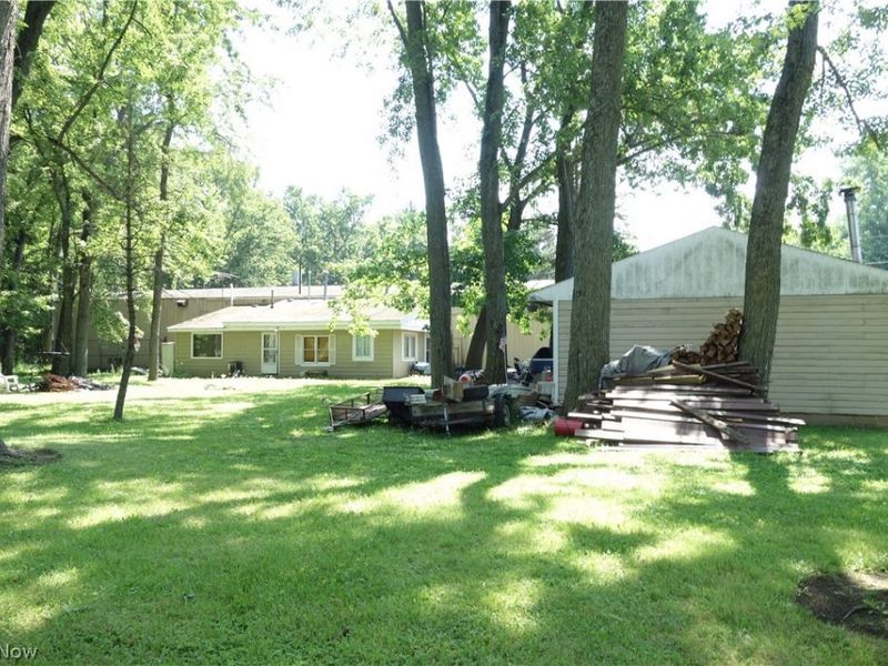 3053 Barber Road, Barberton, OH 44203 Photo 9