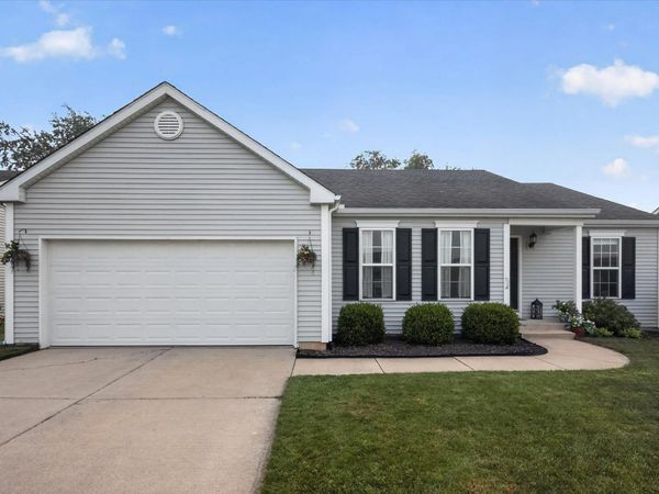 51740 Melwood Court, South Bend, IN 46628