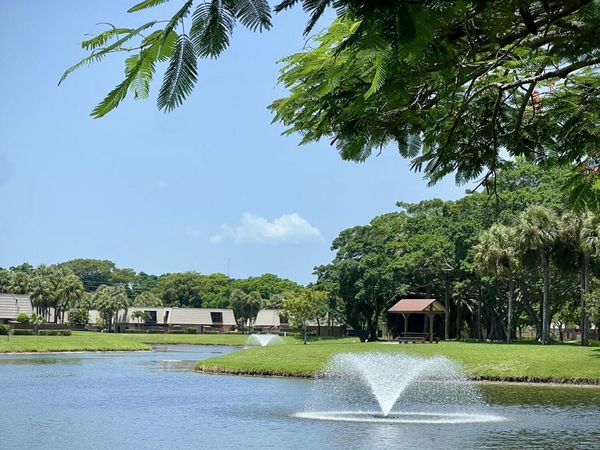 5121 51st Way, West Palm Beach, FL 33409