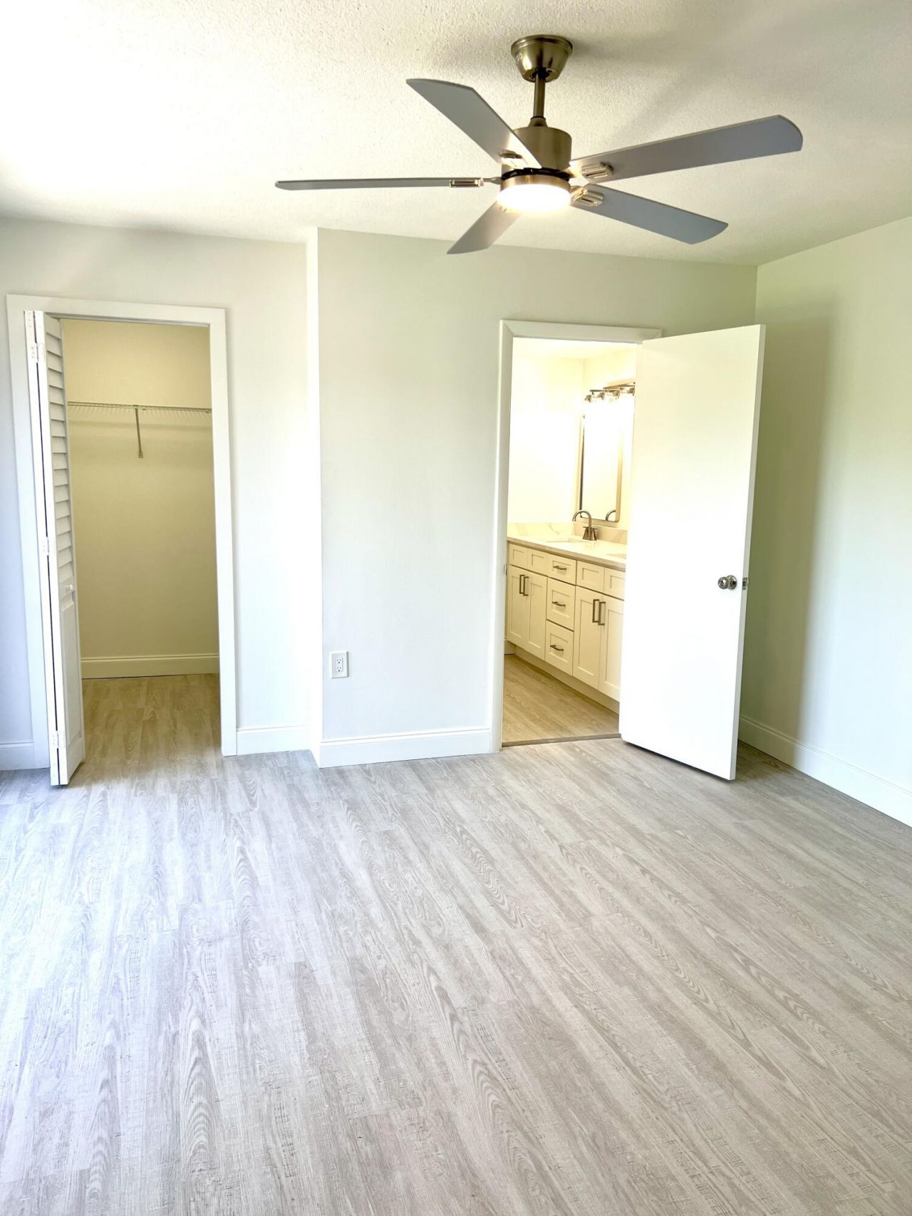 5121 51st Way, West Palm Beach, FL 33409 Photo