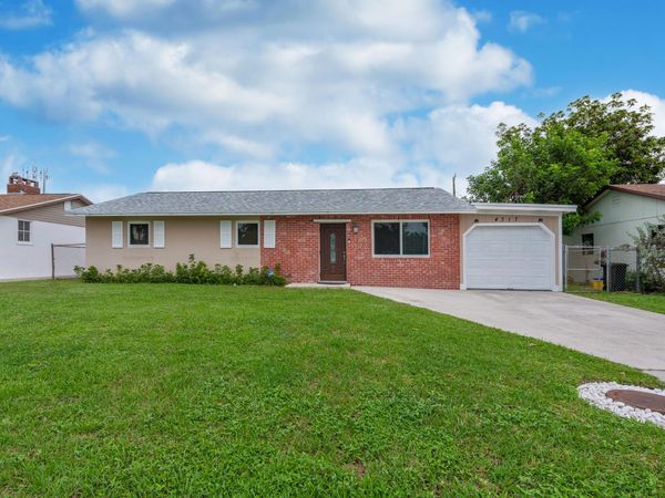 4317 APPLECREST Drive, Palm Beach Gardens, FL 33410