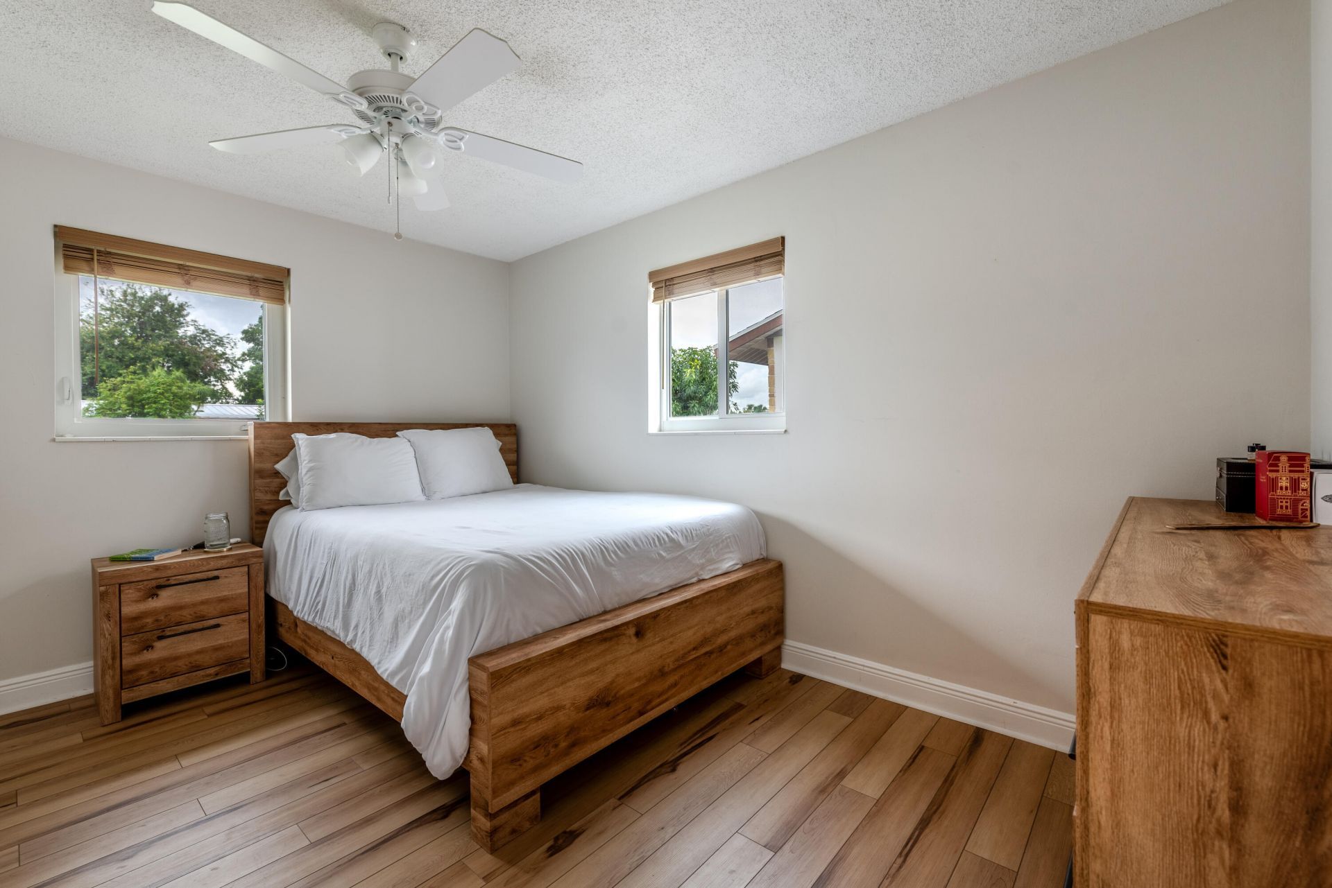 4317 Applecrest Drive, Palm Beach Gardens, FL 33410 Photo