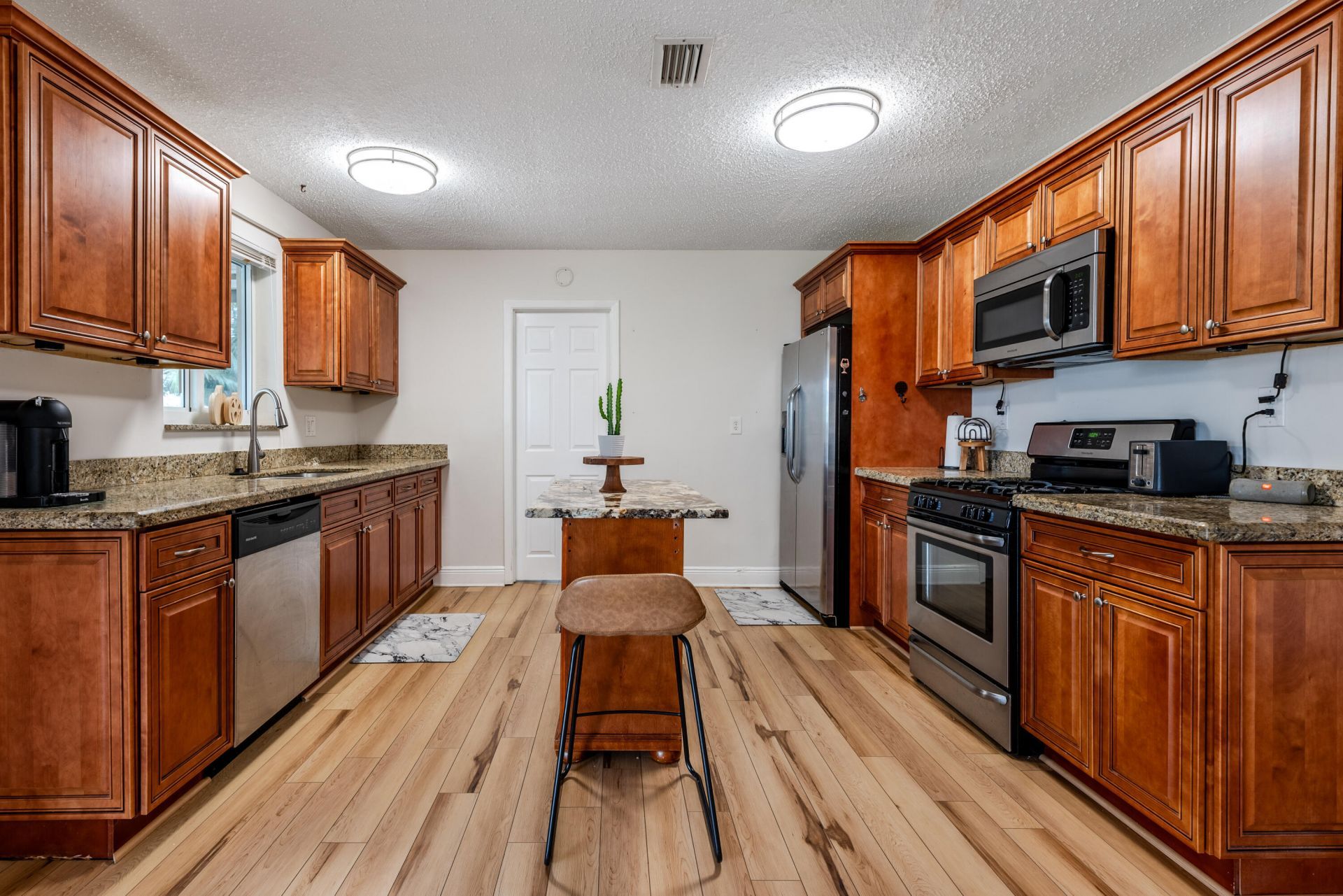 4317 Applecrest Drive, Palm Beach Gardens, FL 33410 Photo