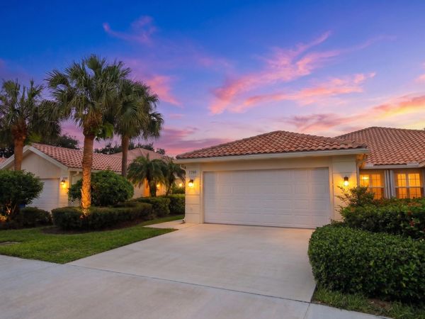 7780 Pine Island Way, West Palm Beach, FL 33411