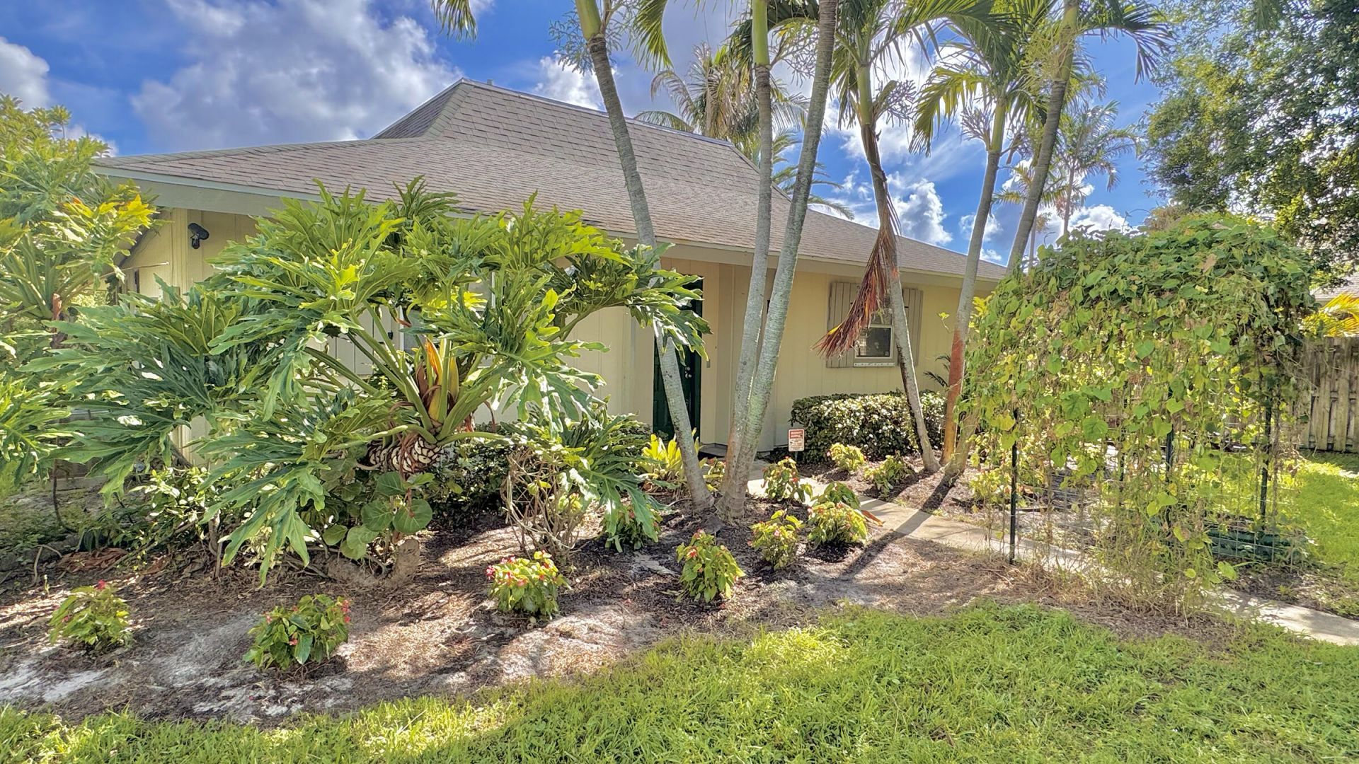 322 SW Indian Groves Drive, Stuart, FL 34994 Photo