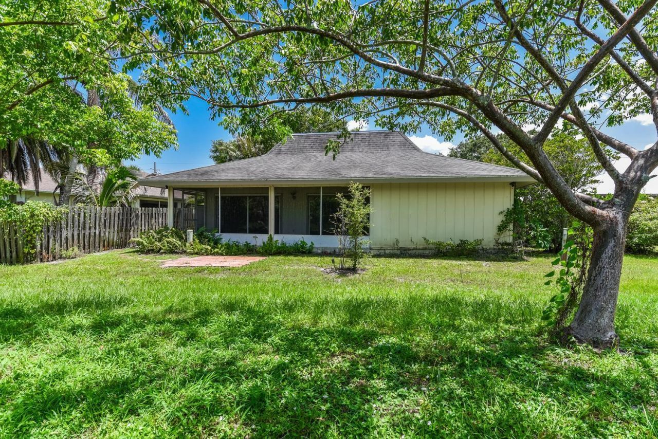 322 SW Indian Groves Drive, Stuart, FL 34994 Photo