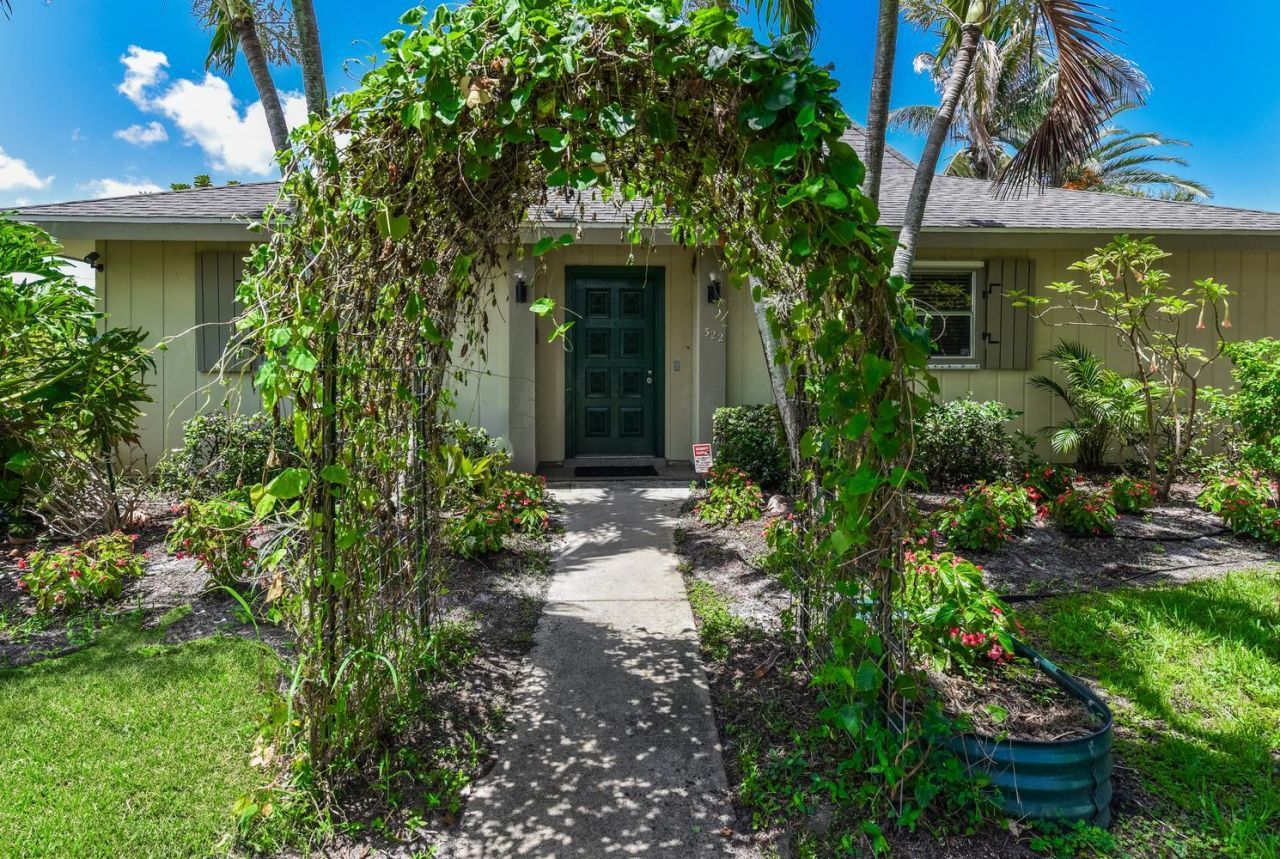 322 SW Indian Groves Drive, Stuart, FL 34994 Photo