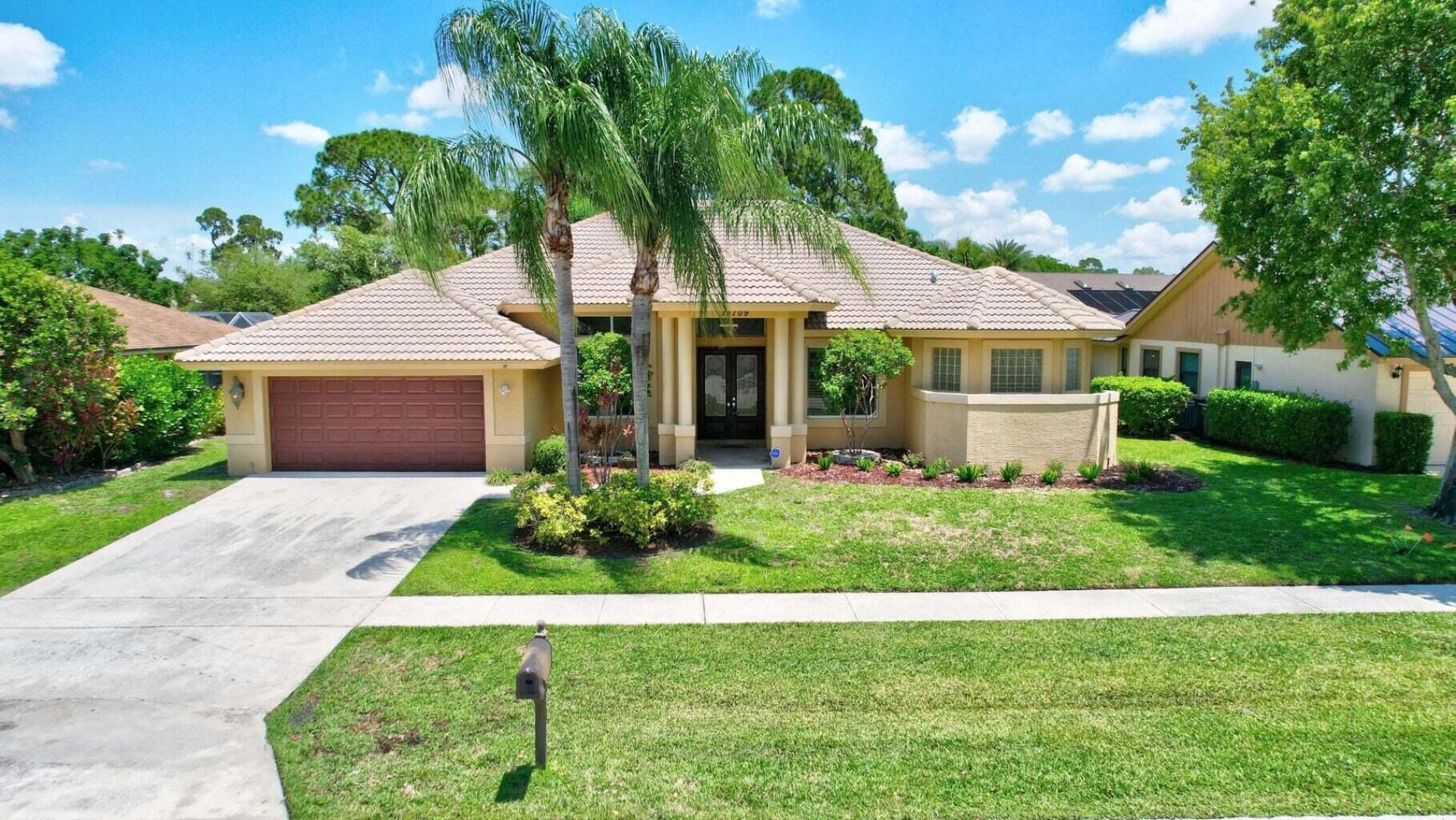 13709 Columbine Avenue, Wellington, FL 33414 Photo