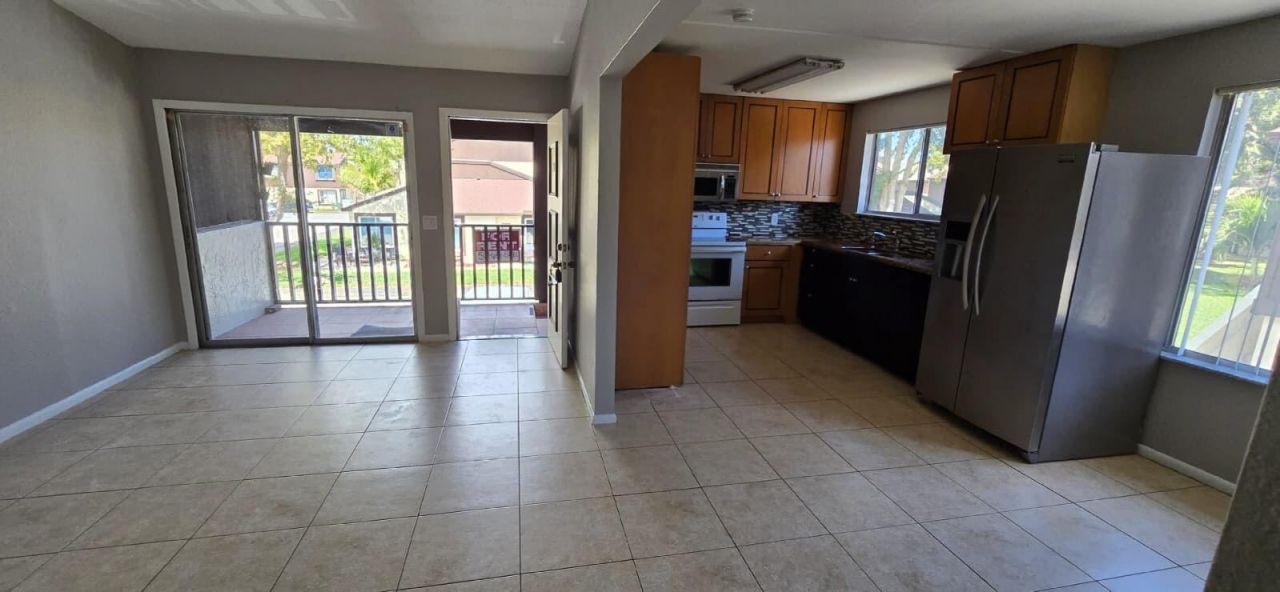 5324 Bosque Lane, Unit 92, West Palm Beach, FL 33415 Photo