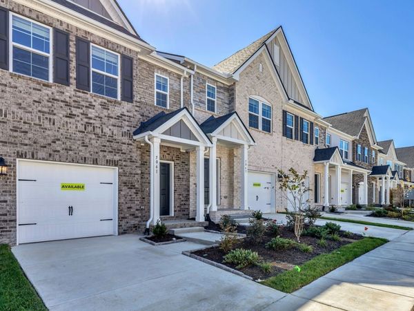 5006 Dayflower Dr, Hermitage, TN 37076