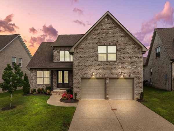 1706 Sorrell Park Dr, Spring Hill, TN 37174