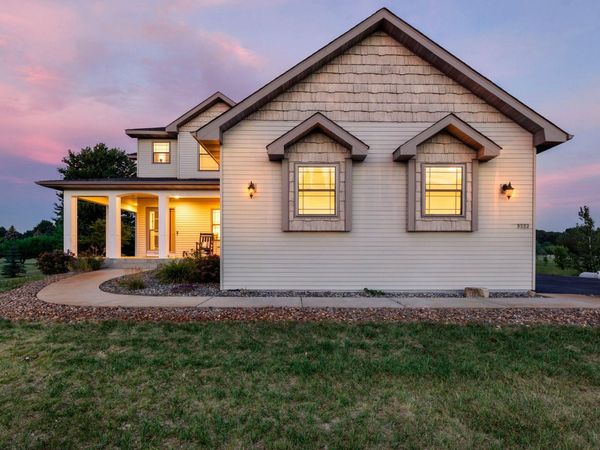 9352 67th Street NW, Annandale, MN 55302