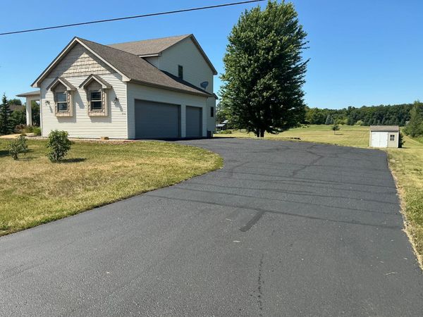 9352 67th Street NW, Annandale, MN 55302