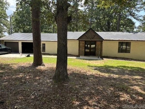 3123 Highway 34 , Paragould, AR 72450
