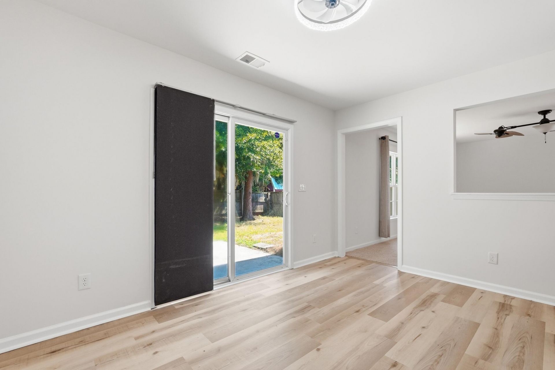212 Island Green Road Photo 10