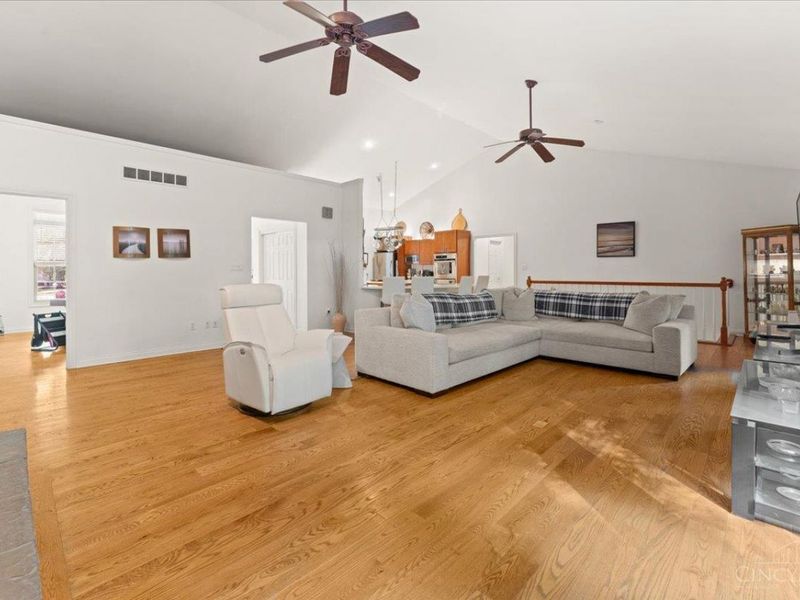 820 Indian Lakes Boulevard, Washington Township, OH 45113 Photo 7