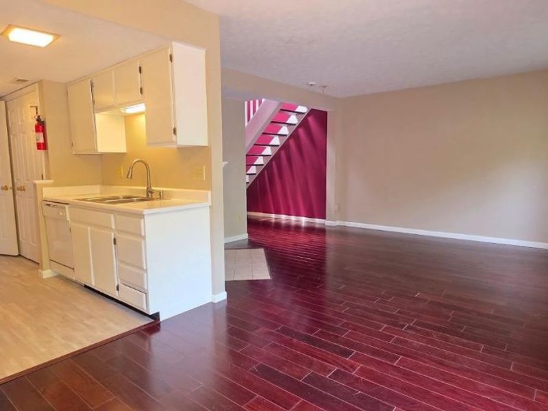 5592 Regimental Place, Cincinnati, OH 45239 Photo 7