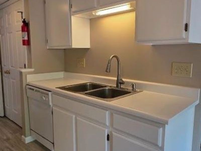 5592 Regimental Place, Cincinnati, OH 45239 Photo 9