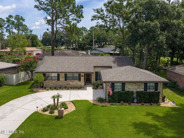8951 BROOKSHIRE Court, Jacksonville, FL 32257