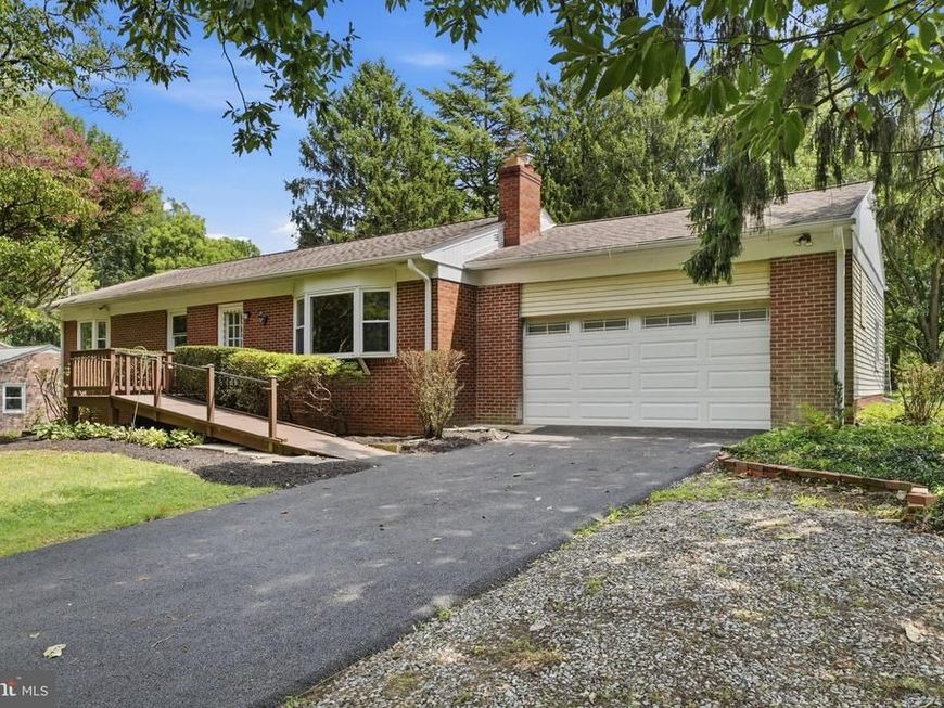 122 E Deer Park Drive, Gaithersburg, MD 20877 Main Photo