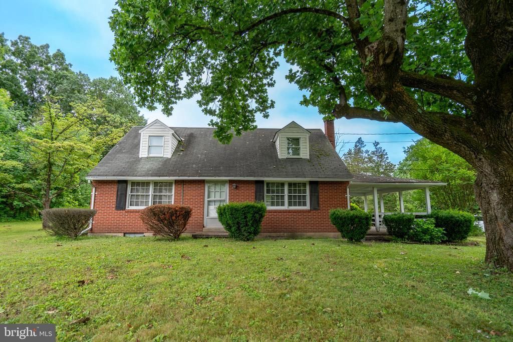 3106 KUTZTOWN ROAD, EAST GREENVILLE, PA 18041