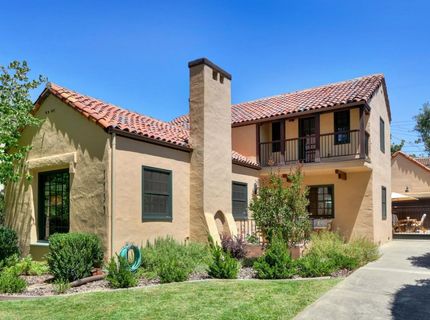 1439 43rd St, Sacramento, CA 95819 Photo