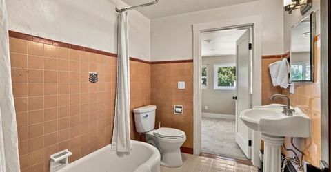 1439 43rd St, Sacramento, CA 95819 Photo