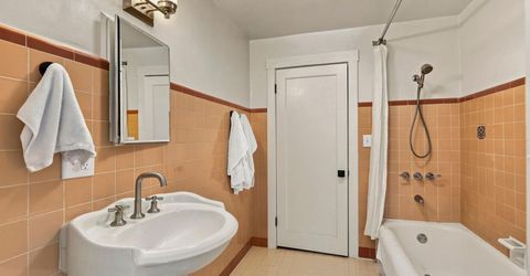 1439 43rd St, Sacramento, CA 95819 Photo