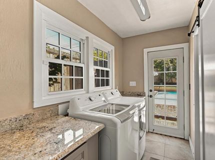 1439 43rd St, Sacramento, CA 95819 Photo